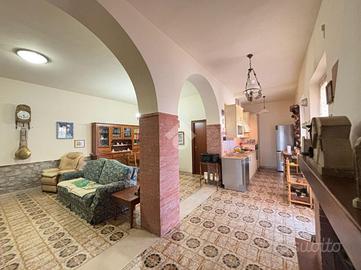 PORZIONE DI BIFAMILIARE A MARLIANA