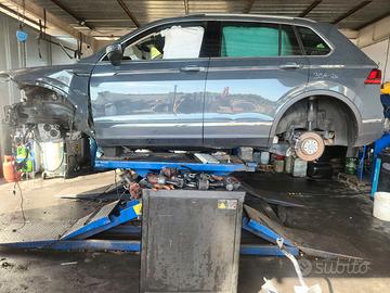 RICAMBI VW PASSAT POLO GOLF TOUAREG TIGUAN TROC UP