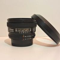 Nikon AF Nikkor 20mm f/2.8 D Grandangolare FX
