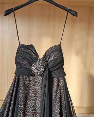 Abito in fantasia leopardato