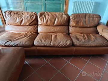 poltrona frau divano 3 posti e 2 posti in pelle