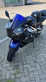 Yamaha YZF R1 - 2001