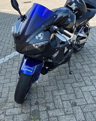 Yamaha YZF R1 - 2001