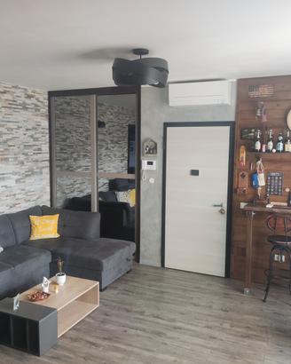 Quadrilocale ristrutturato, doppio giardino e box