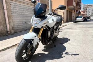 Honda Hornet