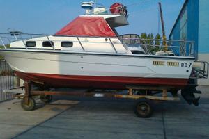 Dellapasqua Dc7 barca cabinata