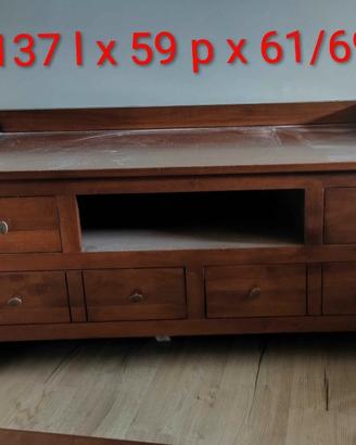 Mobile basso in legno massello color noce 