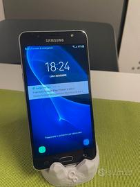 SAMSUNG J5 (2016)