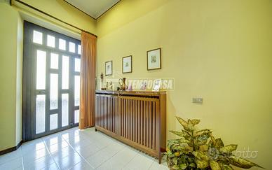 Ampio cinque locali con Mansarda Abitabile e Box Q