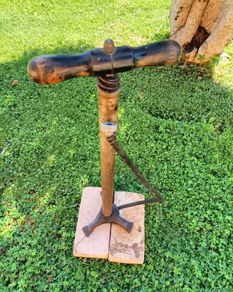 pompa per bicicletta d'epoca