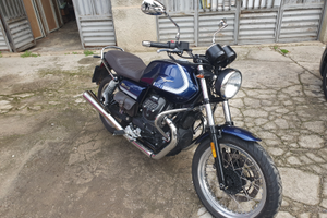 Moto Guzzi V7 850 Special