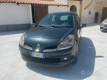 Renault clio Diesel leggere annuncio