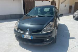 Renault clio Diesel leggere annuncio