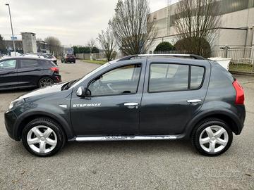 Dacia Sandero Stepway 1.6 GPL Euro 5 NEOPATENTATI