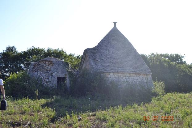 Terreno con trullo -contrada cavallerizza