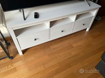 Mobile tv Hemnes Ikea