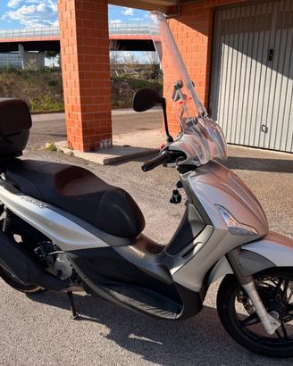 Piaggio Beverly 350 come nuovo 5468 Km
