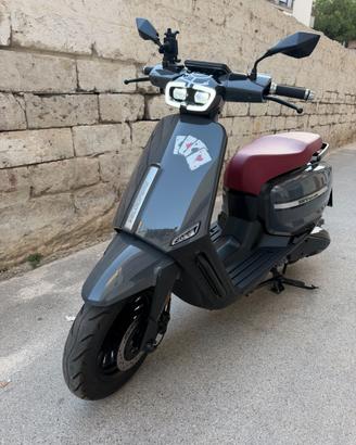 Pratico, leggero e scattante per la città .
