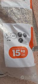 5 sacchi per stufa pellet A1
