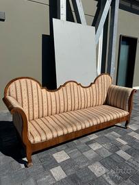 Divano in legno di noce epoca Luigi Filippo