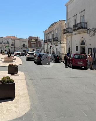 2 LOCALI A MONTE SANT'ANGELO