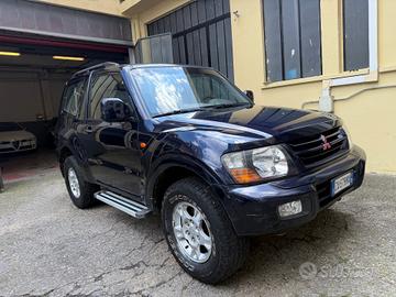 Mitsubishi Pajero 3 Porte Pajero 3p 2.5 tdi GLX 11