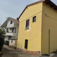 2 LOCALI A MINTURNO