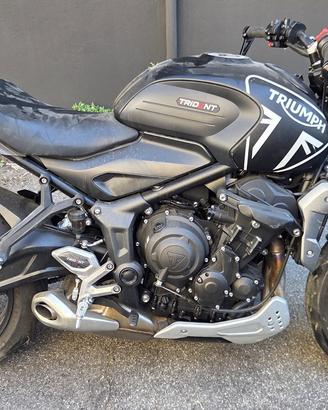 Triumph trident 660 sinistrata 2022