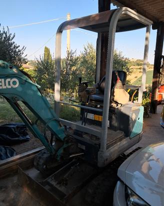 escavatore 16qt kobelco