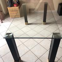 Tavolo in vetro temperato