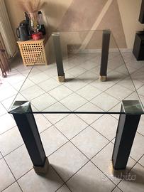 Tavolo in vetro temperato