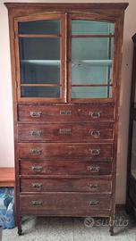 Vetrinetta e armadio