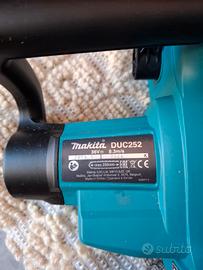 Elettrosega makita LXT DUC252Z