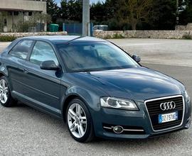 Audi A3 2.0 TDI 140 cv sline