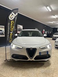 Alfa Romeo Stelvio 2.2 Turbodiesel 150 CV AT8 RWD 