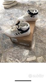 Adidas forum mid Parley