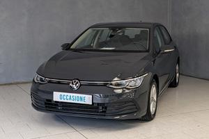 Volkswagen golf viii 1.0 eTSI 110cv DSG Life