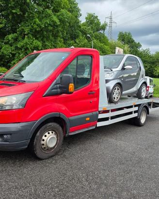 Ford Transit carroattrezzi
