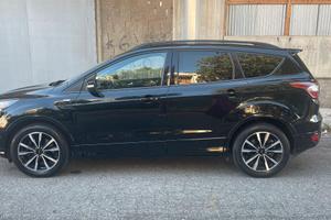 Ford Kuga 1.5 TDCI - ST LINE
