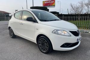 Lancia Ypsilon 1.2 69 CV 5 porte Platinum