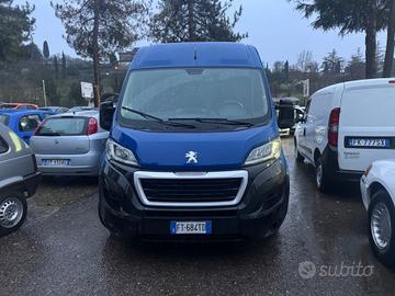 Peugeot Boxer 335 2.2 BlueHDi 140 S&S PC-TN Furgon