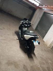 Kit carene originali t max 530 2012/14