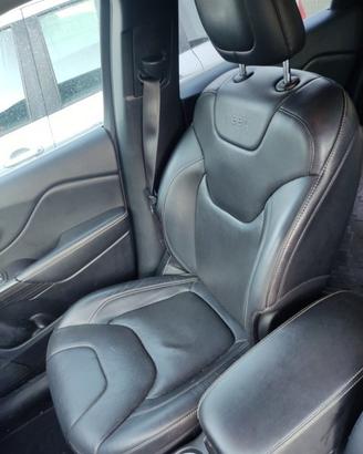 Sedile anteriore dx JEEP CHEROKEE del 2015