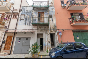 Appartamento su due piani Altofonte