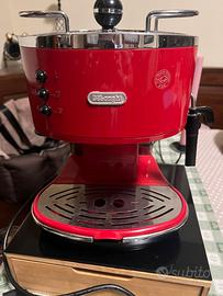 Macchina caffè De Longhi e friggitrice ad aria