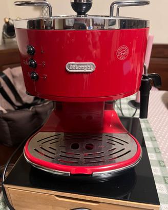 Macchina caffè De Longhi e friggitrice ad aria