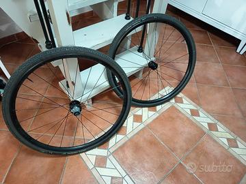 Ruote gravel/bici da corsa 