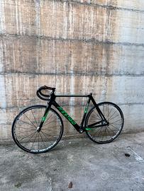 Bici da corsa carbonio