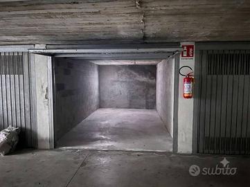 Box / Garage di 16 m² a Osio Sotto