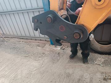 Attacco rapido per escavatore